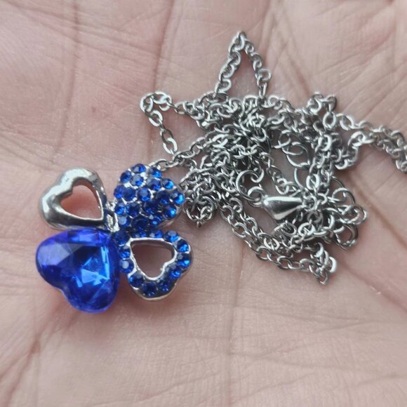 4 Hearts Pendant Necklace Blue Crystals Accent Silver Tone Chain Fashion Jewelry - Picture 10 of 11